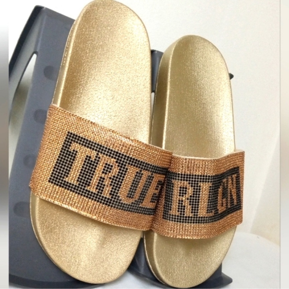 W2k Fashion. True Religion Gold slides ( NWOT)